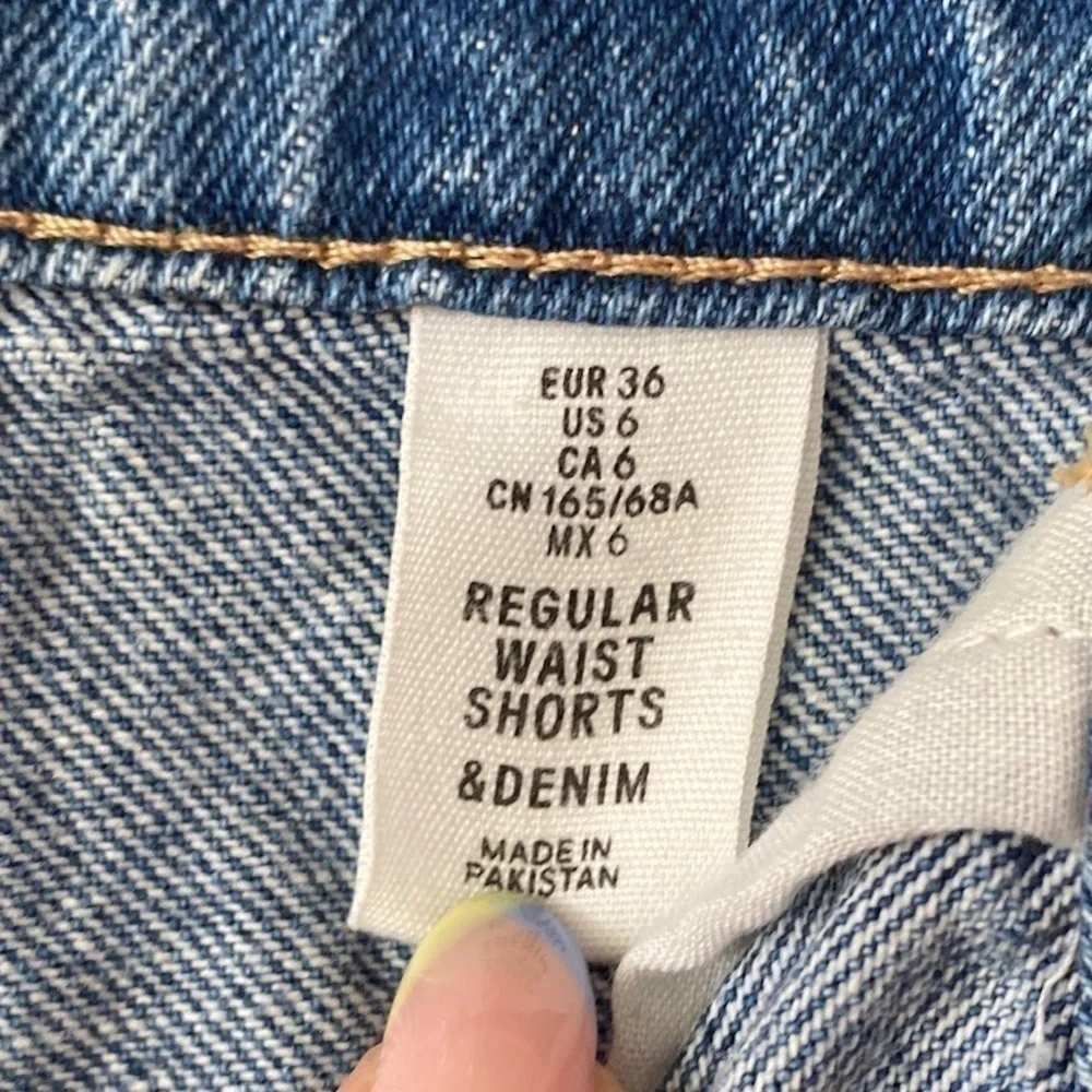 A1123-13 Denim Shorts